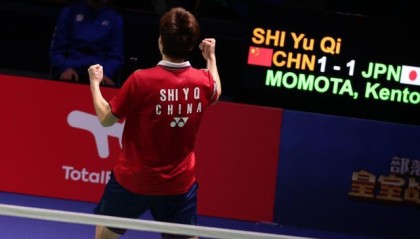 危难之间方显英雄本色 石宇奇扛起国羽男单大旗