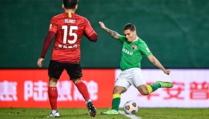 星空体育app下载-【中超】儒尼奥尔破僵局金特罗处子球 亚泰1比1深足