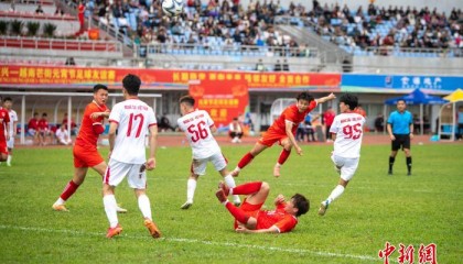 星空体育平台-延续三十余载 元宵足球赛续写中越情谊_新浪新闻