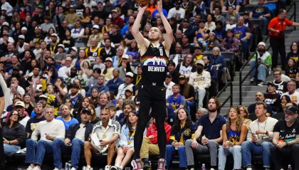 星空体育app下载-没啥存在感！布劳恩4中2仅拿8分5板1助1断1帽